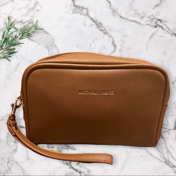 Michael Kors Bags Michael Kors Travel Case Nwot Poshmark